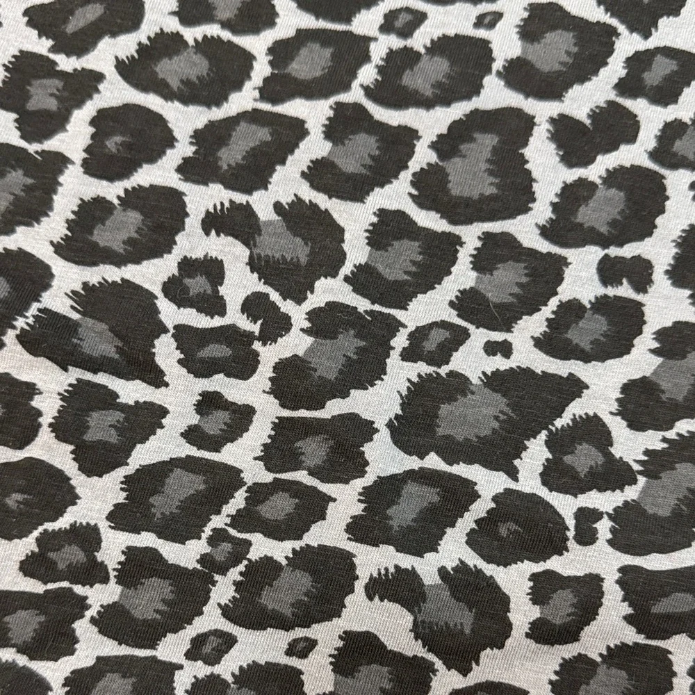 Puma Streetwear Black and Gray Leopard Print Men's Tee - Picture 4 of 9